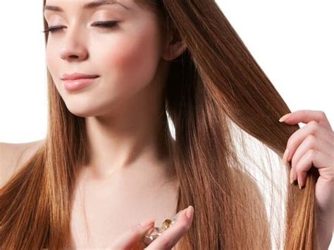 mettre du parfum sur les cheveux